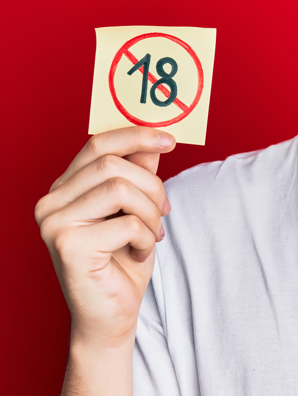  Πρόληψη της Πρόσβασης Ανηλίκων σε Προϊόντα Καπνού και Νικοτίνης